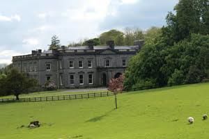 Temple Country House